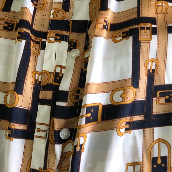 Loose fit button down - Picture 4 of 5